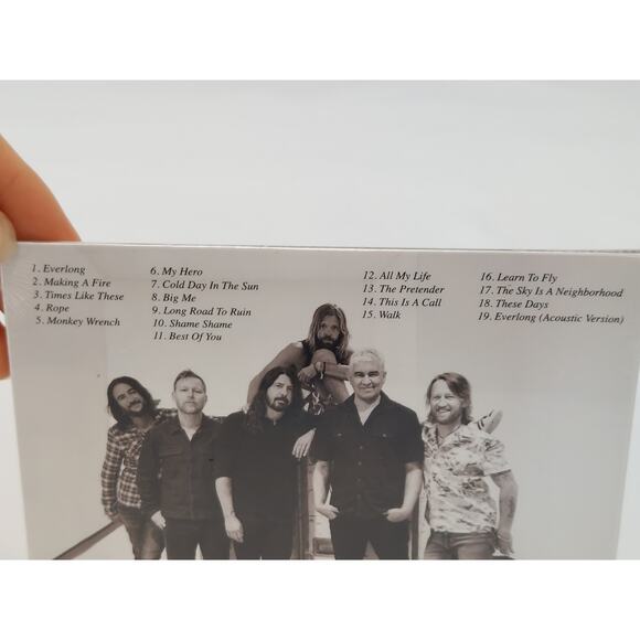 The Essential Foo Fighters NEW! CD 19 Best of Tracks Greatest, Eco Pack - Picture 3 of 4